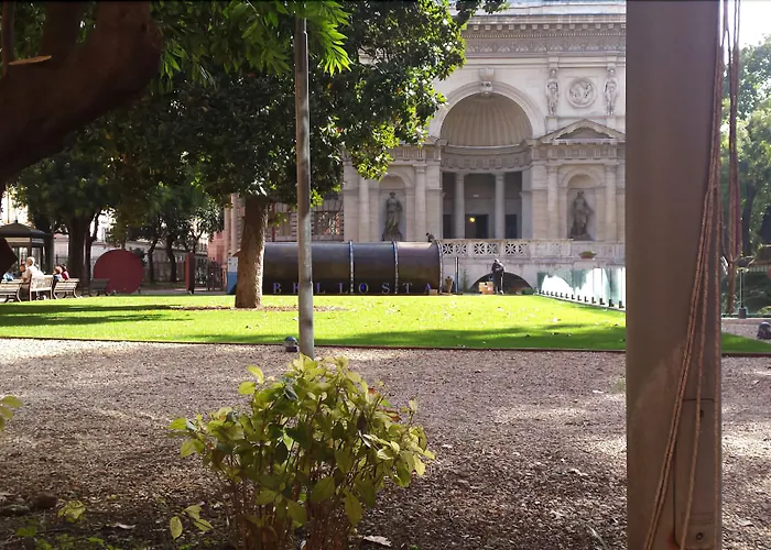 ケネディ ホテル 3*